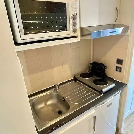 דירה Fully Equiped Studio In 16 פריז